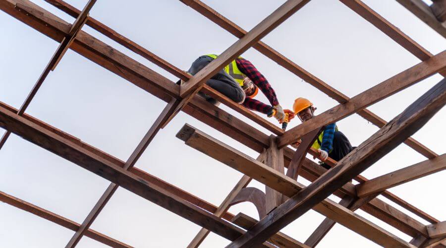 Professional gutter cleaning services in Harvey, LA